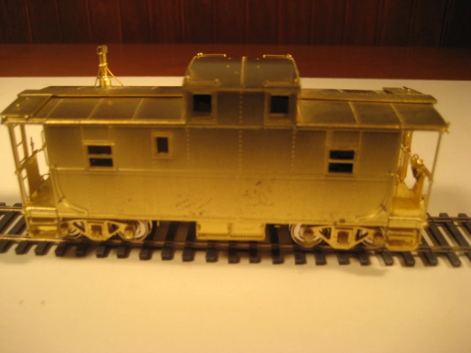 Overland Models HO Brass Norfolk & Western CH Steel Caboose #518406 - 518425 - Image 1 of 4