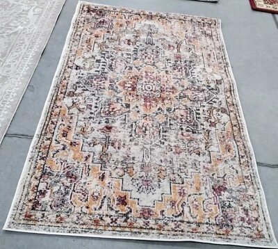 Alfombra Mancha Trasera BEIGE/NARANJA 4'-0" X 6'-0", Precio Reducido 1172763698 MAD473E-4 Foto 1 de 4