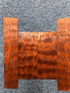 Conjunto trasero y lateral ukelele bubinga figurado. - Imagen 1 de 3