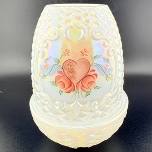 Fenton White Iridescent Basket Weave Fairy Lamp Hand Painted Signed Vintage - Picture 1 of 11