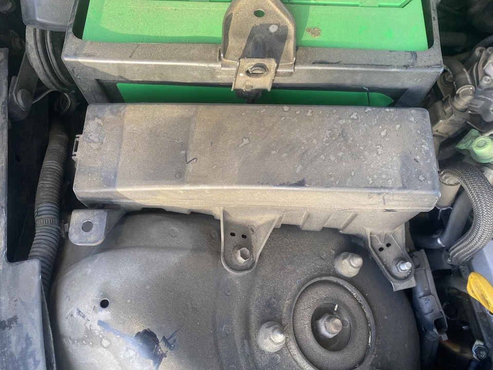 Engine Fuse Box LEXUS GS300 06 Foto 1 de 1