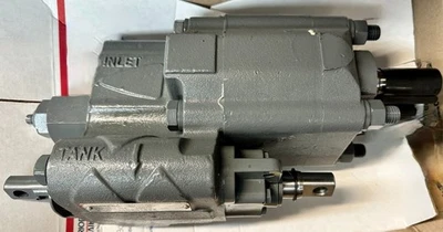 World American WAP101-25 Hydraulic Dump Pump Bi Rotational 1" Dia Keyed Shaft - Image 1 of 4