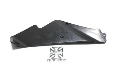 2006 04-09 SUZUKI GS500F LEFT INNER FAIRING COWL PANEL TRIM 94462-01D00 - Image 1 of 4