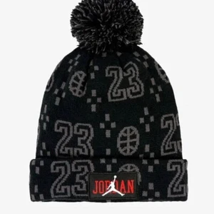 NWT Jordan Boys Basketball Graphic #23 Black Beanie with Pom-Pom - Picture 1 of 6