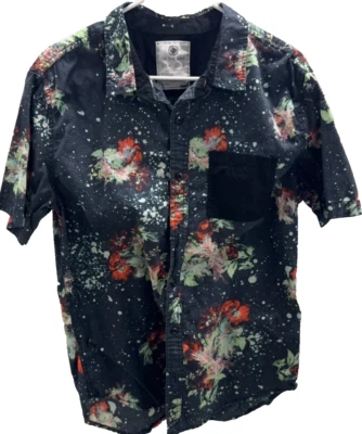 Camisa havaiana On The Byas, P/S, grande, preta com salpicos de flores - Imagem 1 de 4