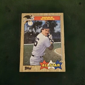 1987 Topps - All Star #608 Wade Boggs - Picture 1 of 7