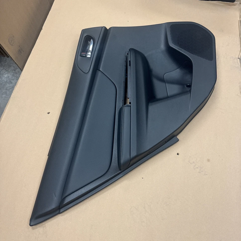 Subaru XV Crosstrek 2015 2016 híbrido conductor panel de puerta trasera tarjeta interior izquierda Foto 1 de 4