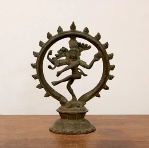 Antigua estatua de Nataraja de colección Shiva latón metal hindú dios danzante escultura - Imagen 1 de 4