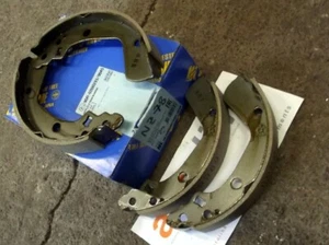 Rear brake shoes for Suzuki Swift 2005-12, Kashiyama OEM Japanese 4 shoe set - Picture 1 of 1