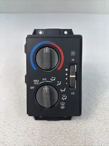 94-97 Chevy Blazer S10 GMC Jimmy Temperature Climate Control A/C OEM 16156760-3 - Picture 1 of 12