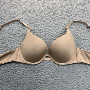 Victoria Secret Bra 32B T-Shirt Bra Perfect Shape - Picture 1 of 9
