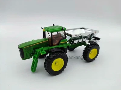 Ertl John Deere 4920 New Leader Dry Box Spreader 1/64  -01 - Image 1 of 4