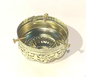 NUEVO-ANTIGUO STOCK 3-1/4" ACERO DORADO PULIDO FILIGRANA MONTADOR SOPORTE DE SOMBRA CON 3 TORNILLOS - Imagen 1 de 8
