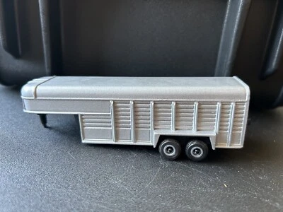 ERTL Gooseneck Silver Horse Livestock Trailer Die-Cast Metal 5th Wheel Toy 1/64 - Image 1 of 4