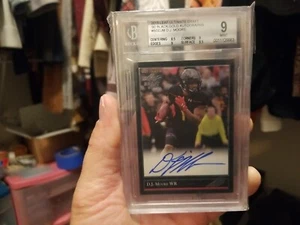 D.J. Moore Rookie Auto Panthers 2018 Leaf Ultimate Black Gold Signature Mint 9 - Picture 1 of 4