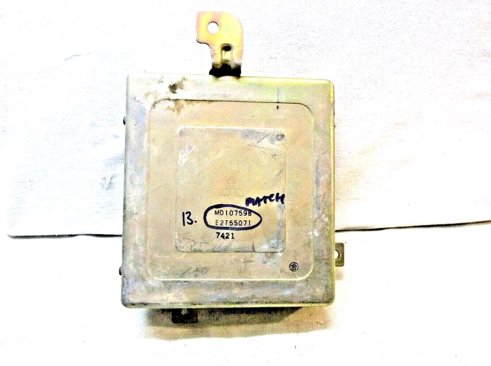 87-88-89 ORDENADOR CONTROL MOTOR MITSUBISHI MONTERO/RAIDER 2.6L..ECU.ECM.PCM Foto 1 de 1
