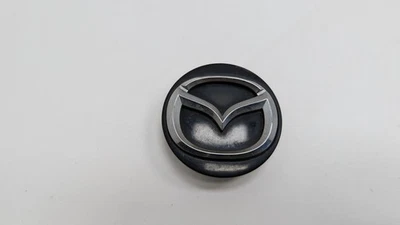 Tapacubos central negro Mazda MX-5 Miata D07A37190 K3954 OEM Foto 1 de 4