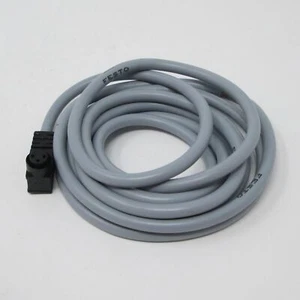 FESTO 15678 CAVO COLLEGAMENTO SPINA lunghezza 1,5 m presa 3 poli #SK-51-10 - Foto 1 di 1