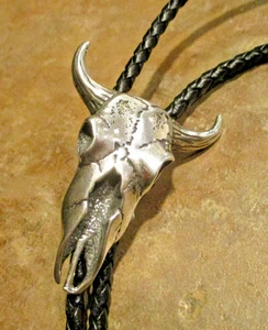 BOLD !!  Vintage Navajo Sterling Silver CATTLE / STEER / COWBOY Bolo Tie - Picture 1 of 10