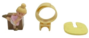 1991 Polly Pocket Vintage Rosie Does Ballet Ring Bluebird Toys - Picture 1 of 3
