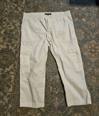 Pantalones capri para mujer Chaps blancos medianos mezcla de algodón bolsillos Foto 1 de 3