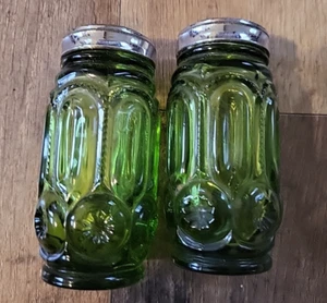 Vtg Moon & Stars Glass Salt and Pepper Shakers 1970's Moon & Stars - Picture 1 of 6