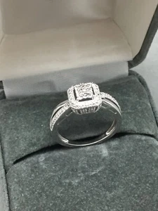 925 Sterling Silver & Genuine Diamond Ring Size 6.75  Square Top Bridal Wedding - Picture 1 of 12