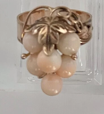 Vintage 14K gold coral Rose Gold grape Cluster Floral leaf Ring  5.5 g - Image 1 of 4