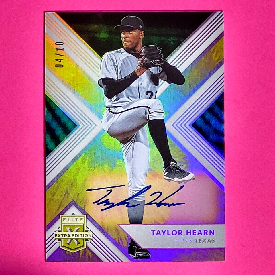 2018 Panini Elite Extra Edition Auto Tie-Dye SSP #d/10 Taylor Hearn #29 Auto RC - Image 1 of 1