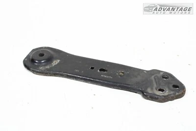 2017-2023 CADILLAC XT5 AWD 3.6L REAR LEFT SIDE SUB FRAME SUPPORT BRACKET OEM - Image 1 of 4