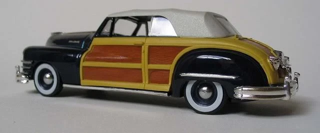 AUTO VITESSE DIE CAST CHRYSLER T & C CLOSED CABRIOLET BLU SCURO ART 491 - Immagine 1 di 1