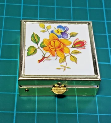 Vintage 1970's Two Compartment Pill Box Gold Tone Floral Design Square - Image 1 of 4