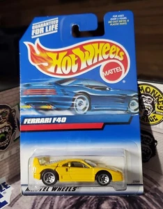 👓Hot Wheels 2000 #122🏁Ferrari F40 Yellow⭐Chrome 5-Spokes⚡Opening Rear Section - Picture 1 of 7
