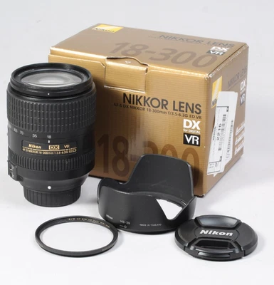 NIKON AF-S 18-300MM F/3.5-6.3G DX VR IN THE BOX W CAPS & HOOD CLEAN GLASS WORKS - Image 1 of 4