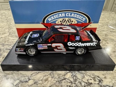 Action Richard Childress Racing 1988 GM Goodwrench Unveil Nascar Diecast 1/24 - Image 1 of 2