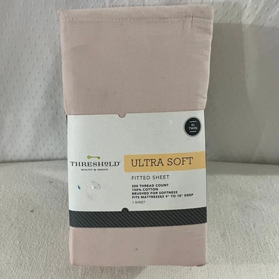 Threshold Ultra Soft Fitted Sheet 300 Thread Count (39"x75") TWIN (Soft Pink) - Image 1 of 3