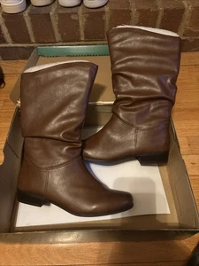 Nuevas botas East 5th EF Junction talla 7 espuma viscoelástica media pantorrilla marrón coñac con caja - Imagen 1 de 2