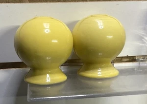Homer Laughlin Fiesta Ware Bulb Round Salt & Pepper Shakers - Pair -Pale Yellow - Picture 1 of 8