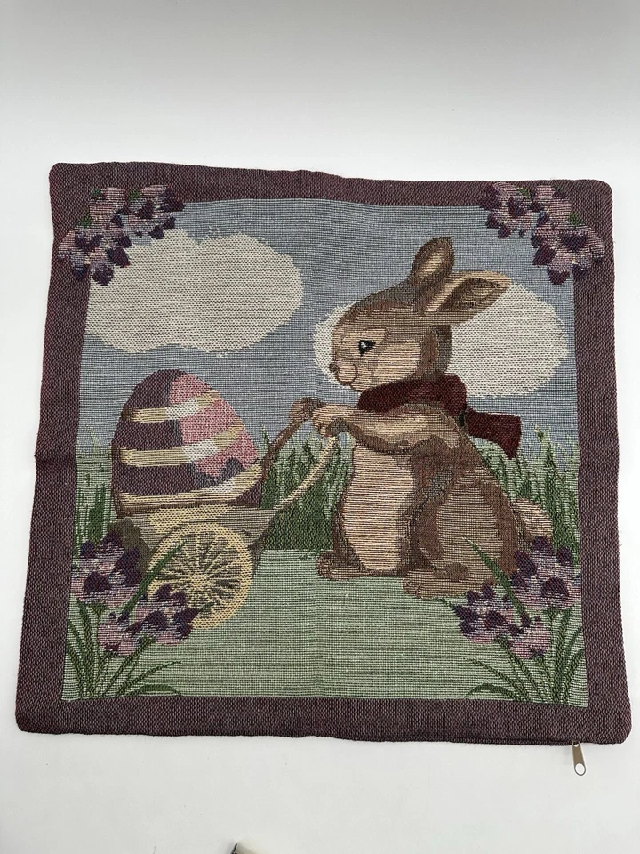 Двухсторонняя наволочка с гобеленом Easter Bunny 15 x 15 дюймов - Изображение 1 из 4