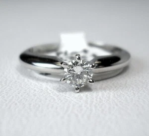 0.23 ct Round H/VVS-2 Natural Diamond Platinum Solitaire Ring Was $1,595 Video - Picture 1 of 12
