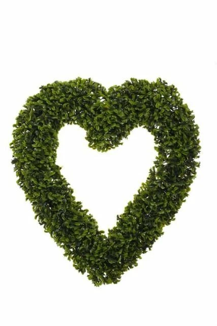 Smart Garden Boxwood Topiary Heart - Green, 41 x 38 cm