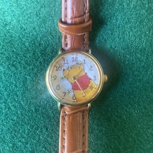 VTG Disney Winnie the Pooh Watch Timex Moving Bees Wristwatch 4.5-7" - Picture 1 of 3