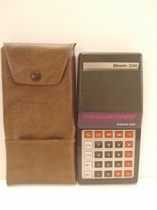 Vintage Memory Plus Litronix 2200 LCD  Calculator With Case Tested and Working