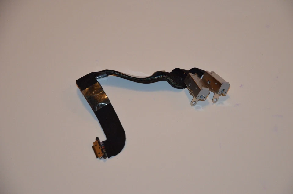 APPLE iMac 21,5“ (A1311) ++ Audio Port I/O Kabel / Cable  ++ 593-1086 C - Image 1 of 1