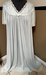 VTG L Miss Elaine Light Blue Green BUTTER SOFT Nylon Nightgown Gown w Lace USA - Picture 1 of 16