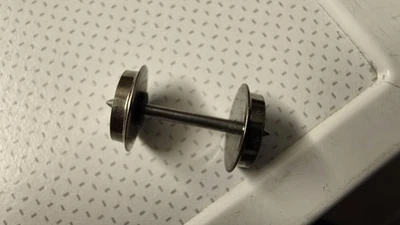 Roco Radsätze Gleichstrom 24,75x11 32 STÜCK und viele andere DC-Achsen - Bild 1 von 2