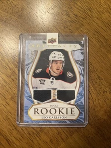 Leo Carlsson Rookie Dual Patch 2023-24 Artifacts Upper Deck Redemption /399 - Bild 1 von 3
