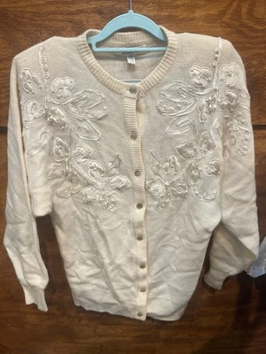 Cárdigan Isabelle Vintage Lana de Cordero y Angora Blanco con Adornos Talla L Foto 1 de 4