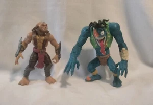Lot Of 2 Small Soldiers Action Figures Archer And Witch Doctor - Picture 1 of 17