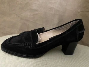 Michael Kors ITALY Penny Loafer Suede Shoes Heels Womens Size 7.5M Black Classic - Picture 1 of 7